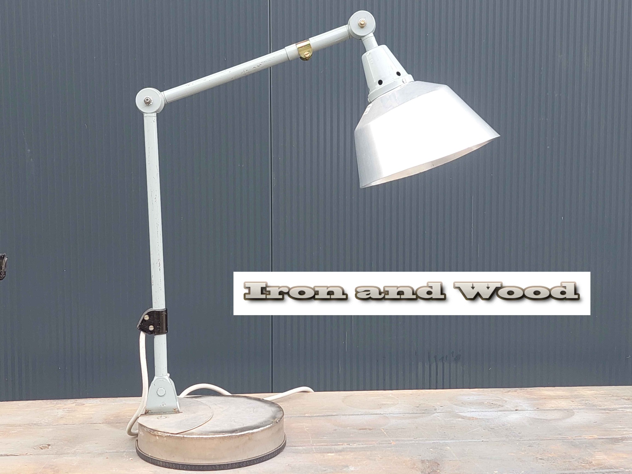Iron and wood | Gendt