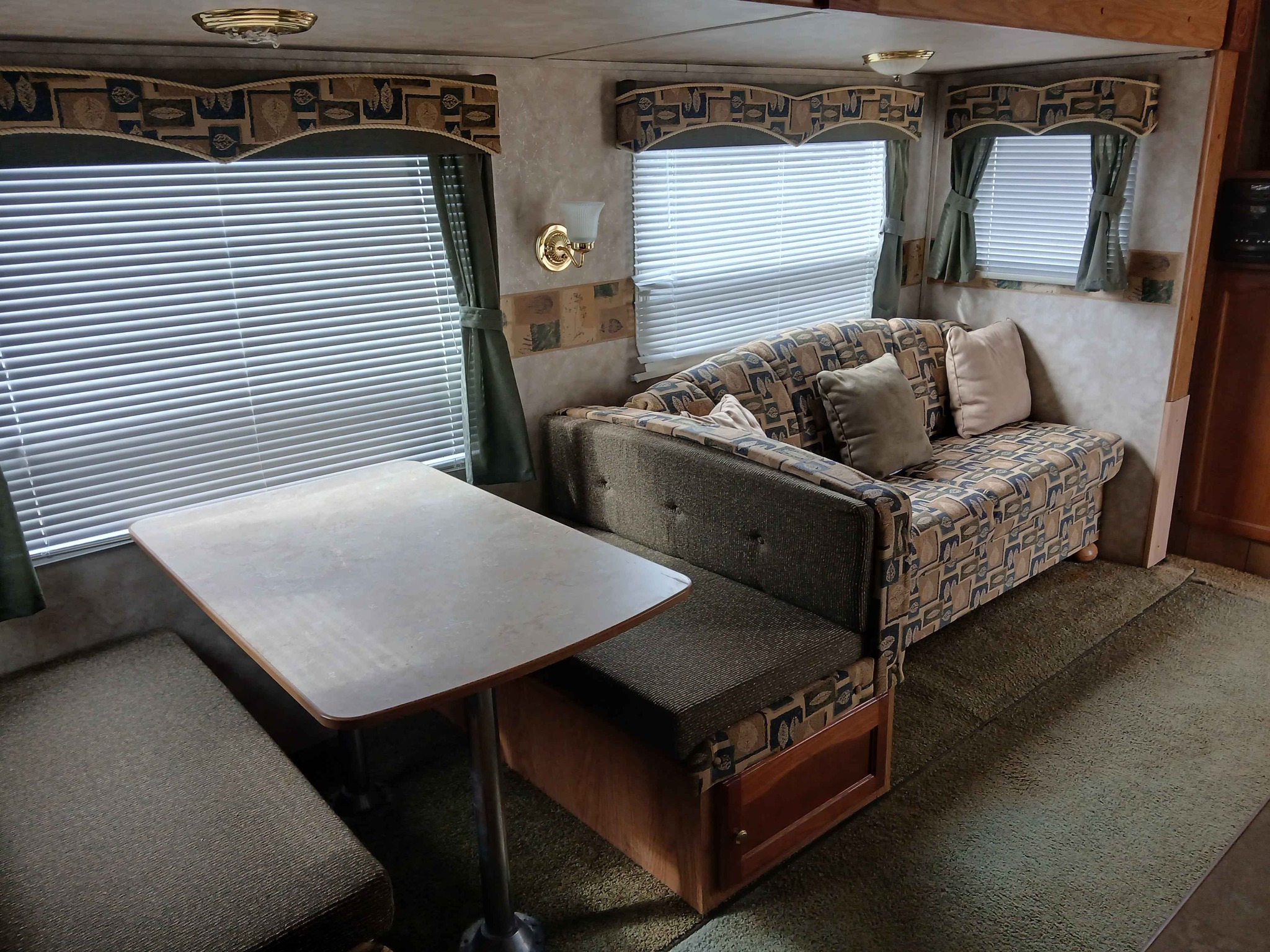 2007 Springdale by keystone model 291 camper with one huge super slide ...