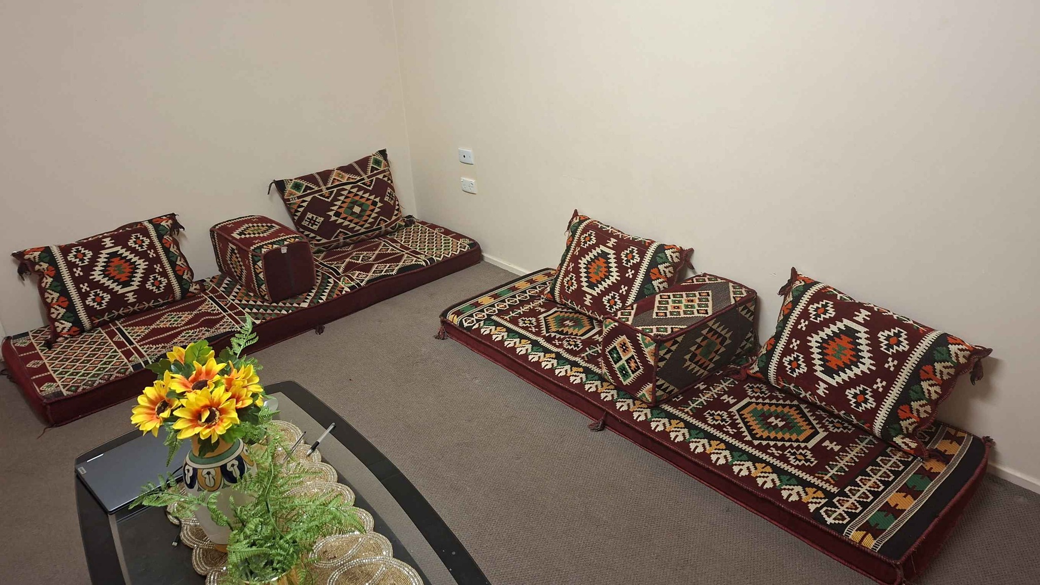 arbic majlis - Throw Pillows - Toowoomba, Queensland | Facebook ...