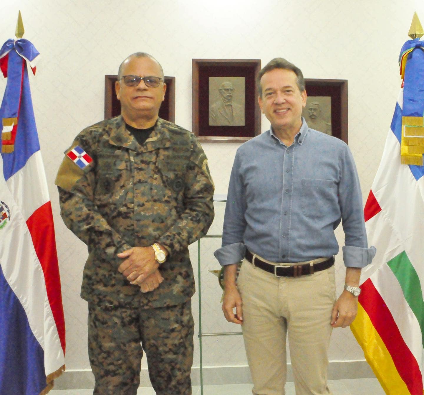 El Comandante General... - Ejército de República Dominicana
