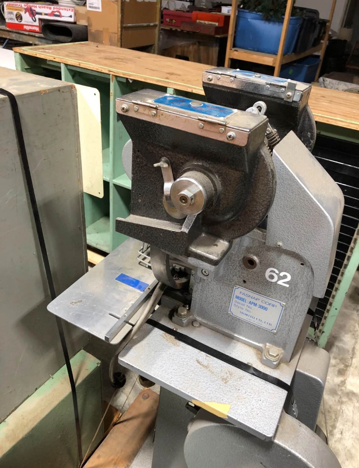 Fasnap Automatic Fastening Machine model APM-3000 - Lathes - West ...