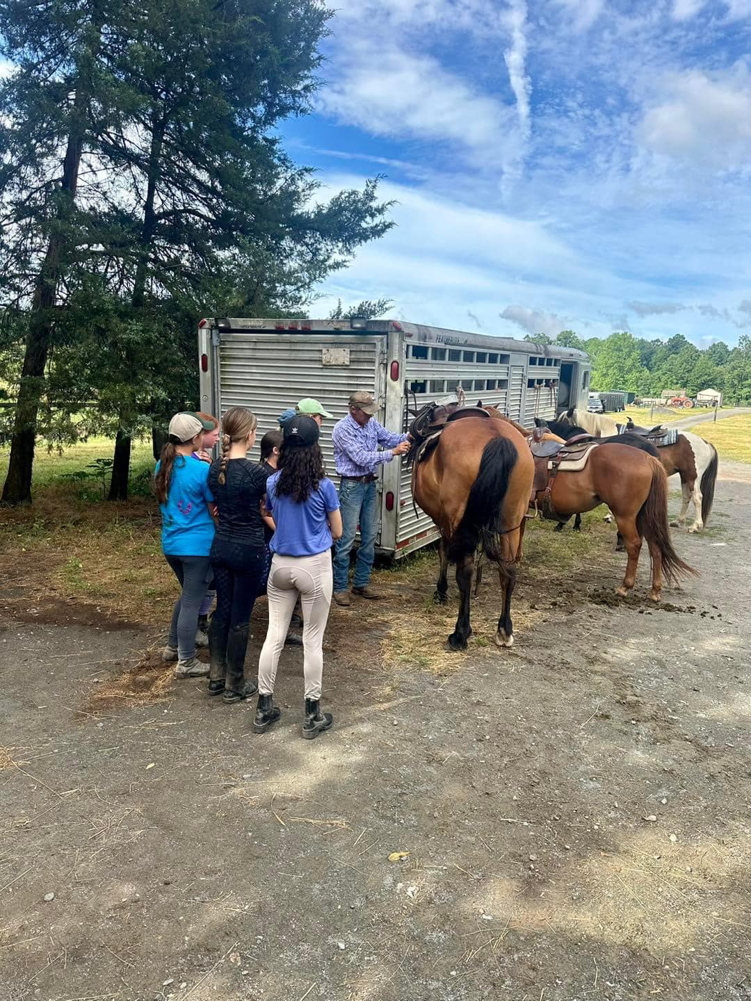 Triple R Stables | Midland VA