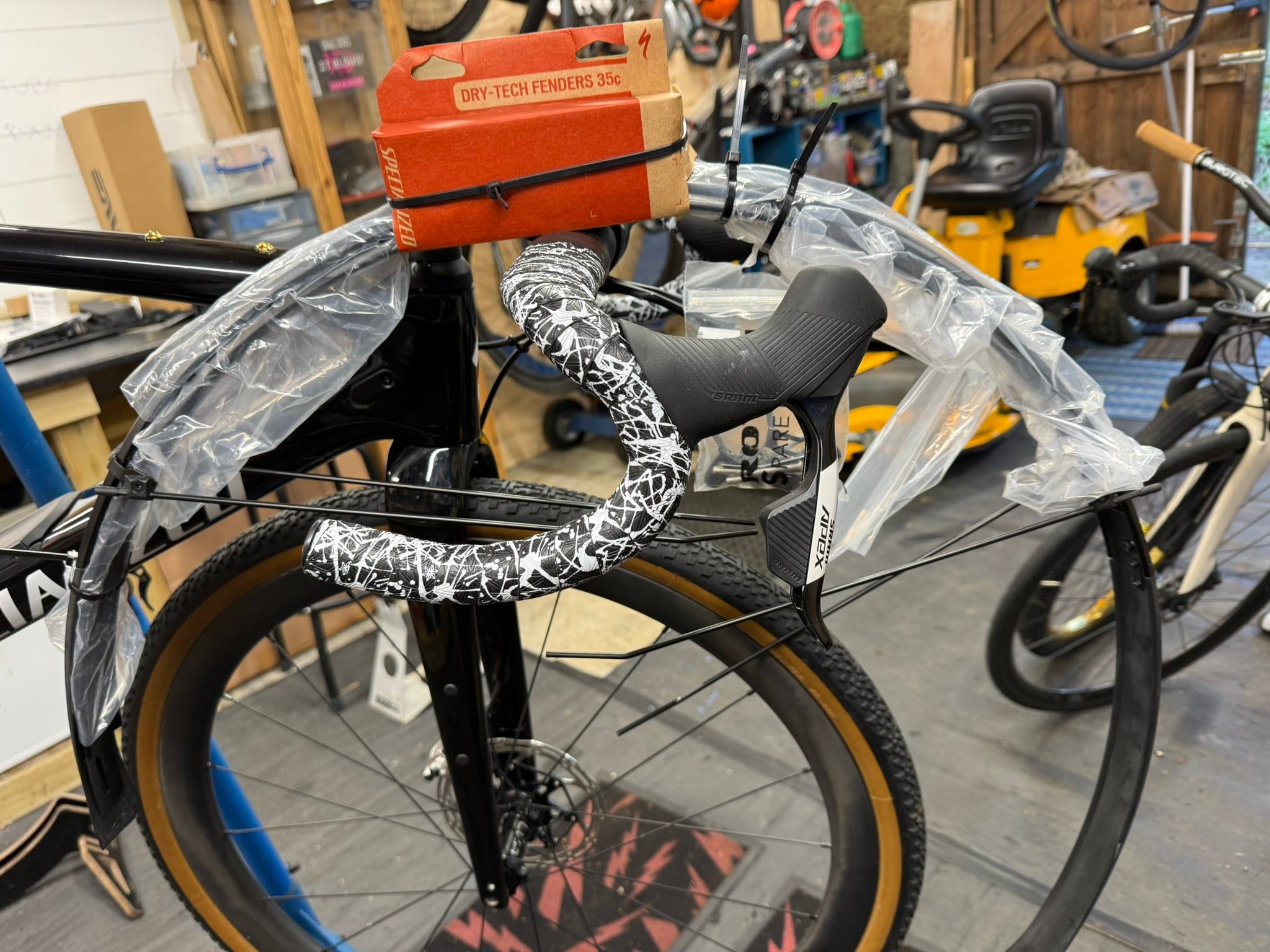 Specialized dry-tech fender set for sale