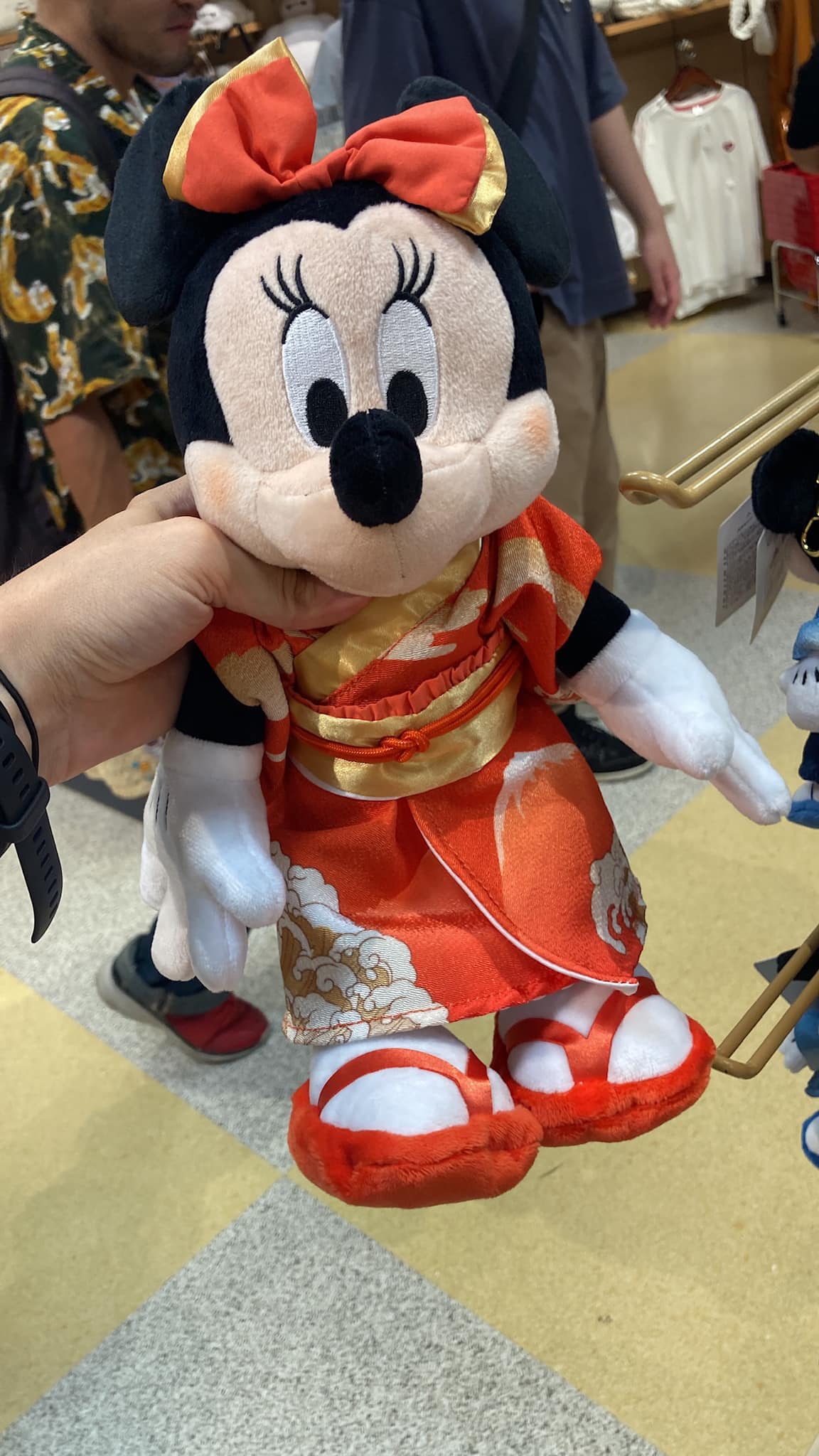 Where to find Disney Vinylmation in Tokyo or Osaka?