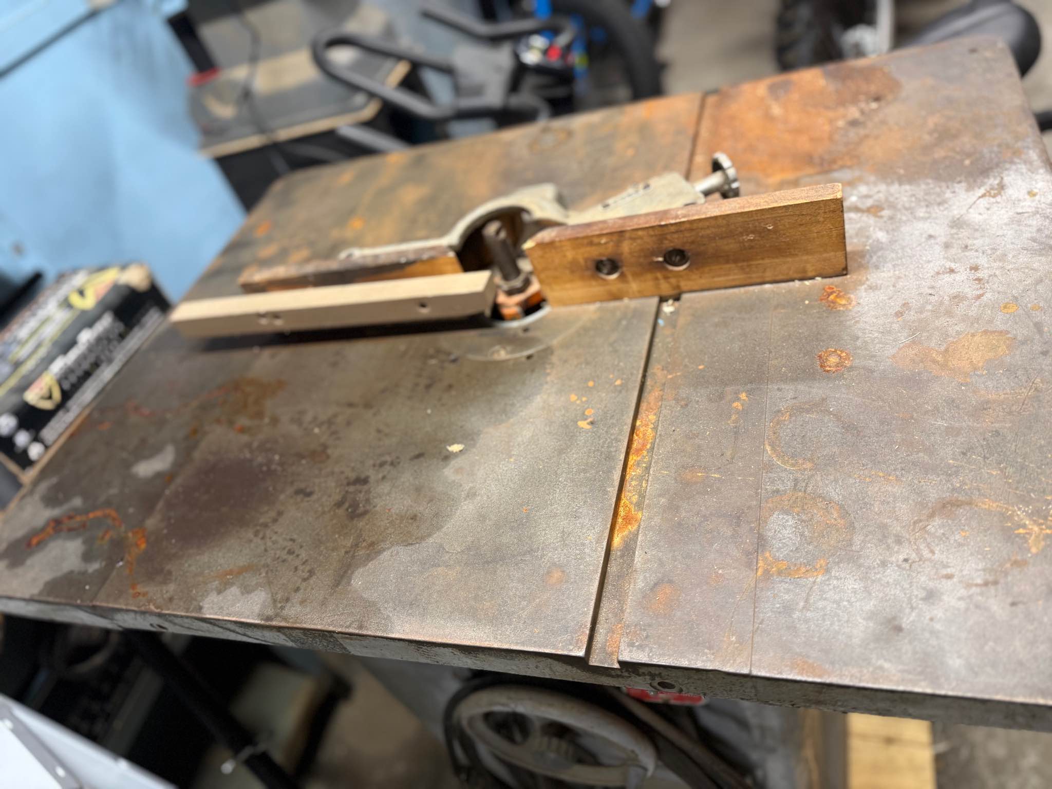 Delta Router Table - Router Tables - Hopkinton, Rhode Island | Facebook ...