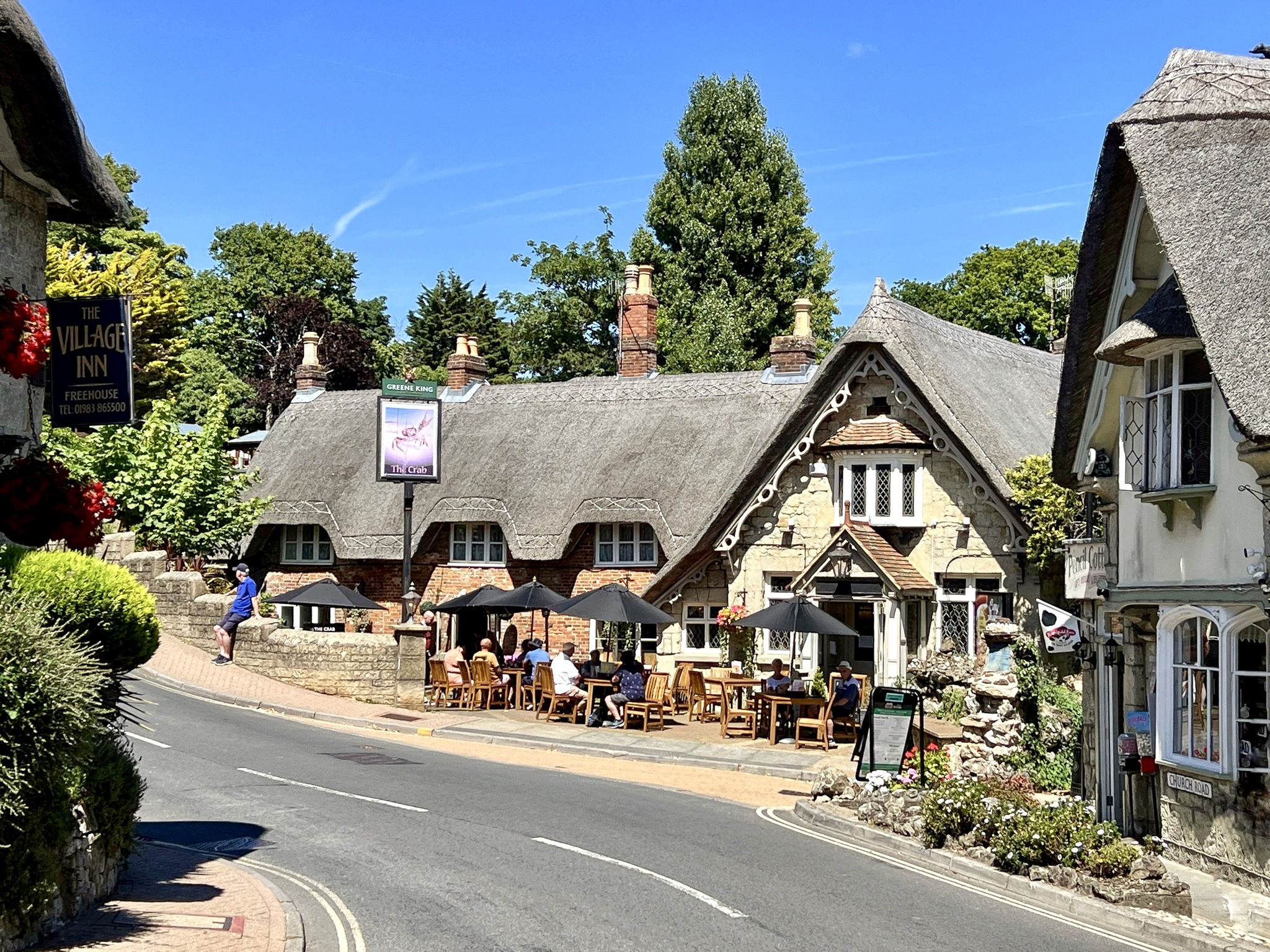 visit-explore-the-island-s-towns-villages-shanklin-a-charming