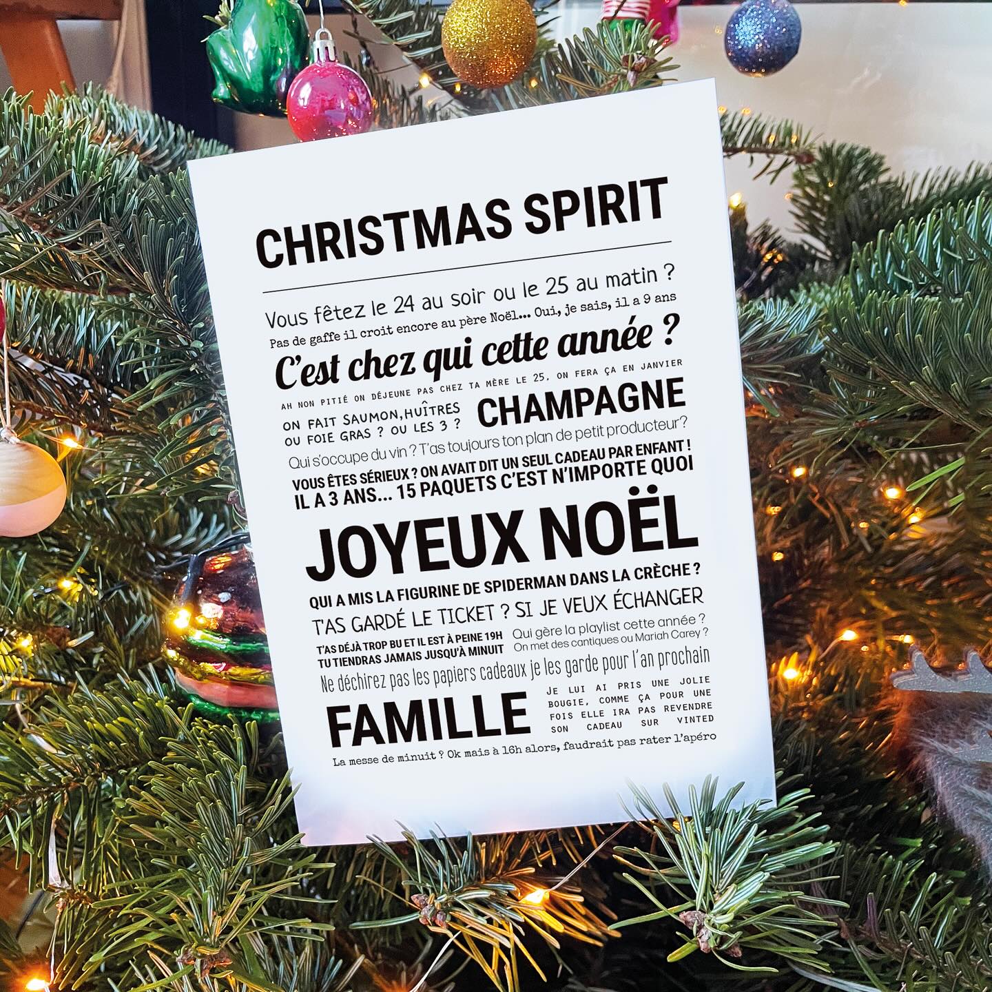 Lot De 50 Cartes De Table Pliées Motif Sapin De Noël - Marque-places Pour Mariage, Anniversaire, Fêtes - 12x9 Cm