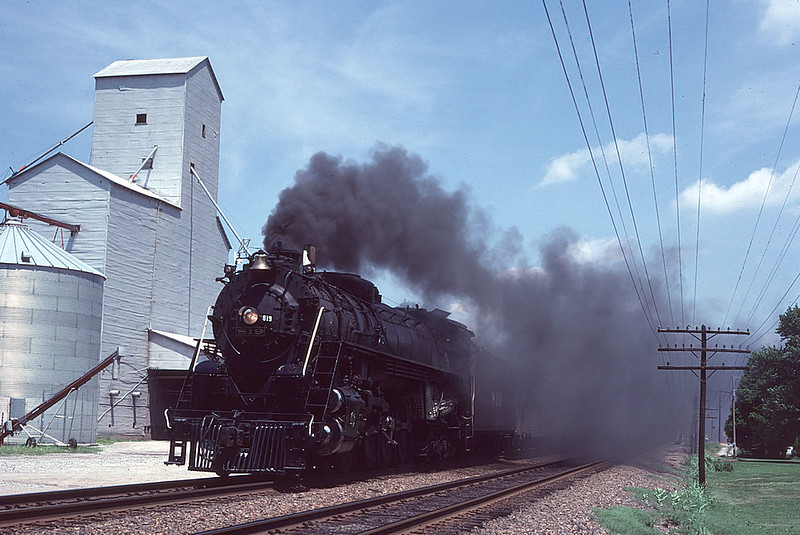 Steam Giants - A pair of L&N Pacifics at Howell Yard in Evansville ...