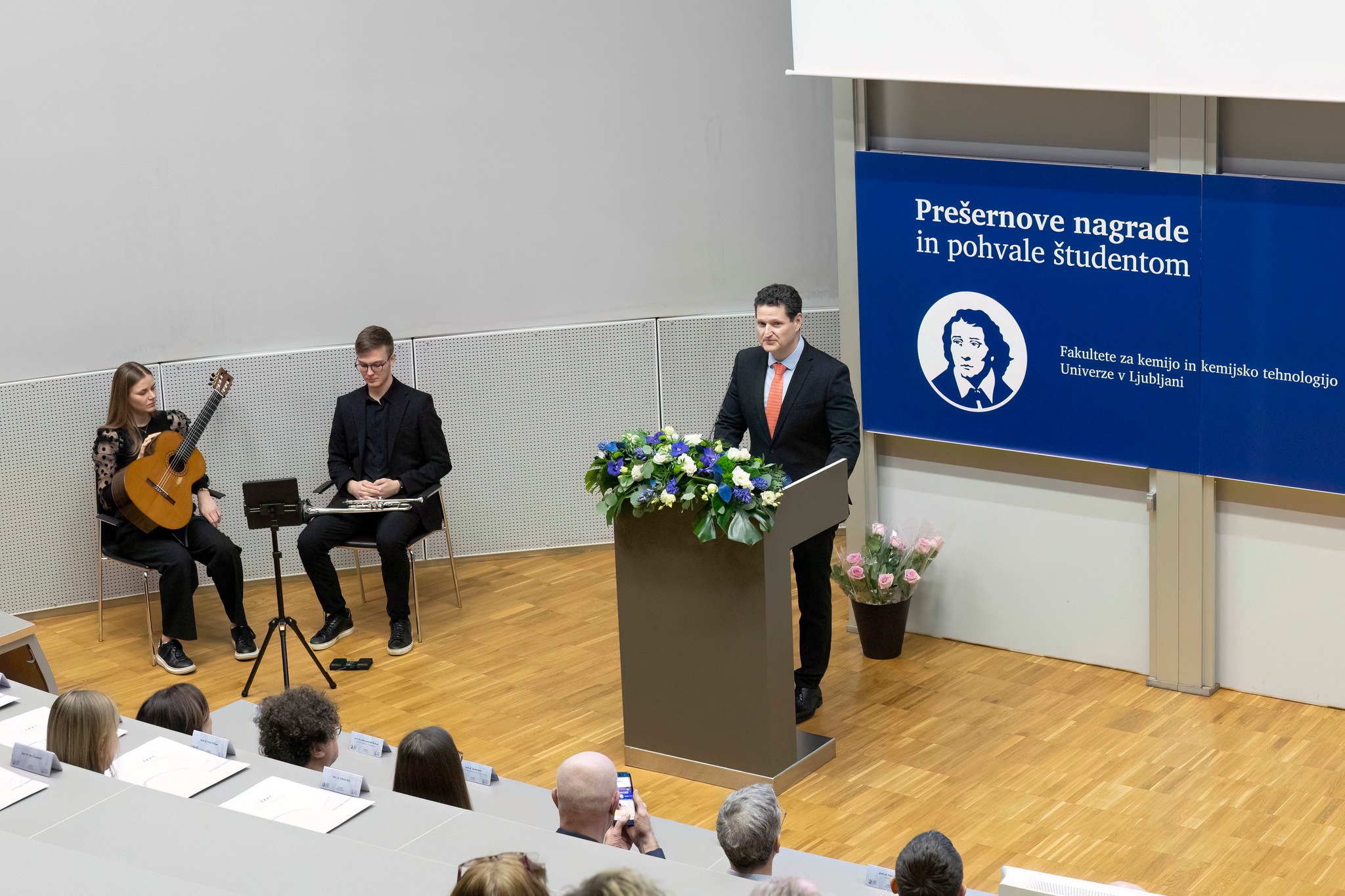 Fakulteta za kemijo in kemijsko tehnologijo Univerze v Ljubljani ...