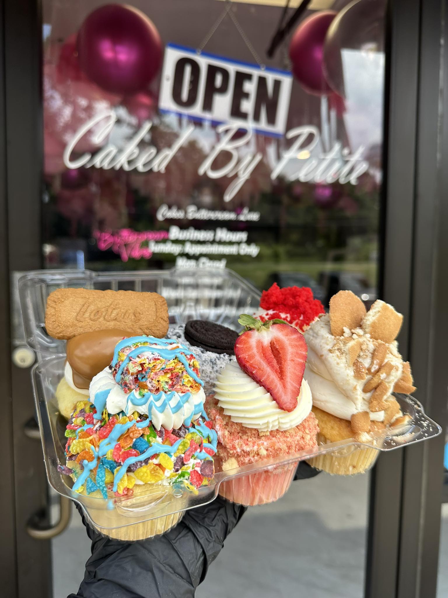 Caked By Petite, LLC | Stockbridge GA