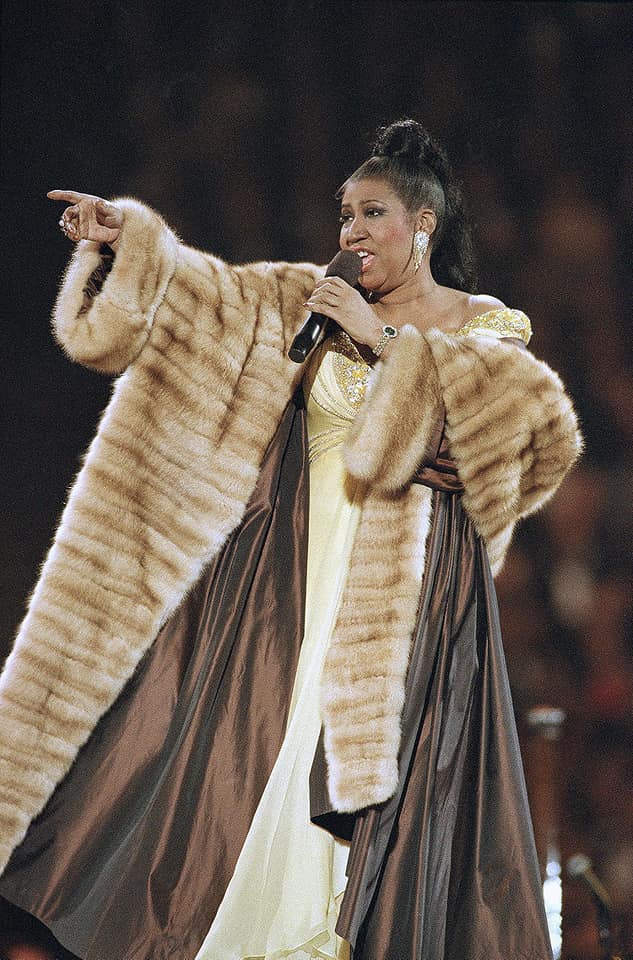 aretha franklin body gold dress is dressed in a sparkling full-length with sequined heels for her final outfit. Mourners got a glimpse of the Queen of Soul before her funeral Friday during an royal wedding dress