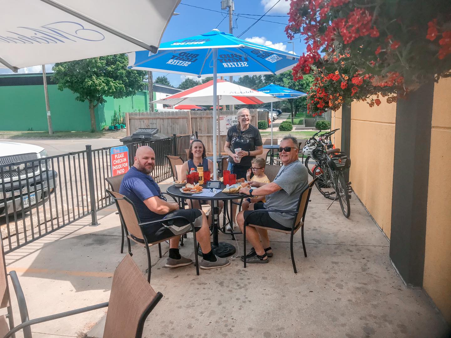 Clancey’s KEG - Bar - Cedar Rapids, Iowa | Facebook - 23 Photos