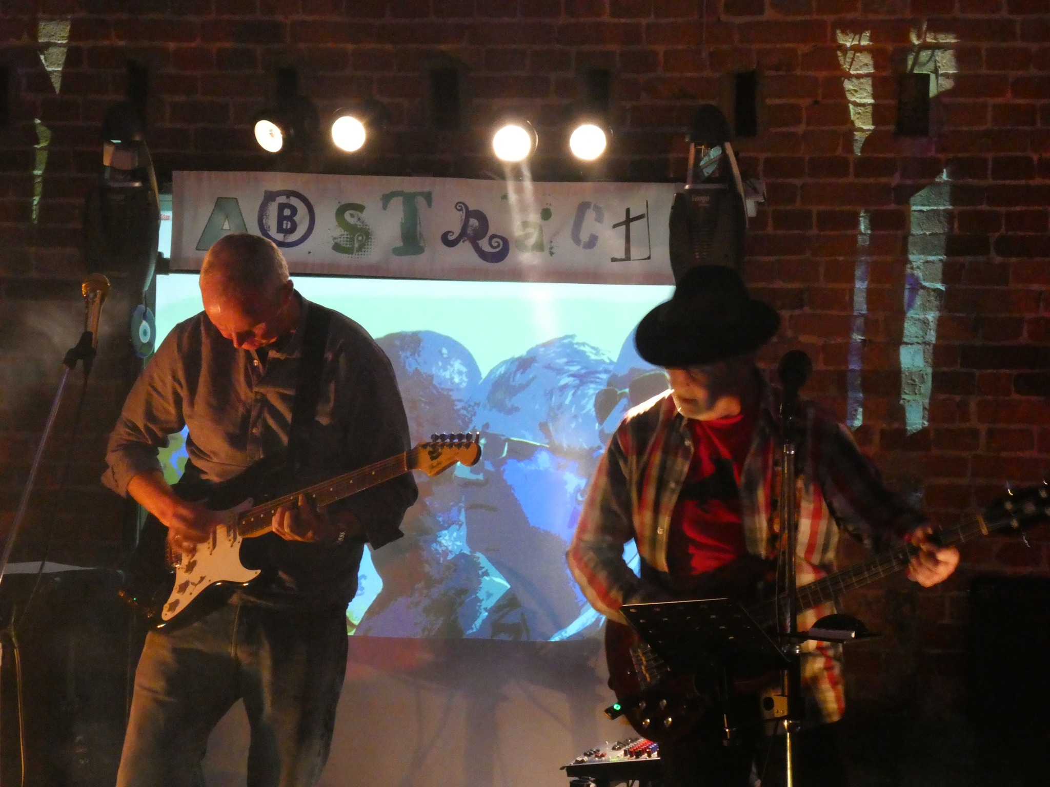 Abstract Band