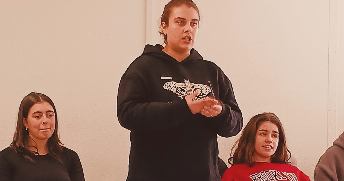 Assembleia de escola Após uma discussão acesa e interativa, que teve a ...