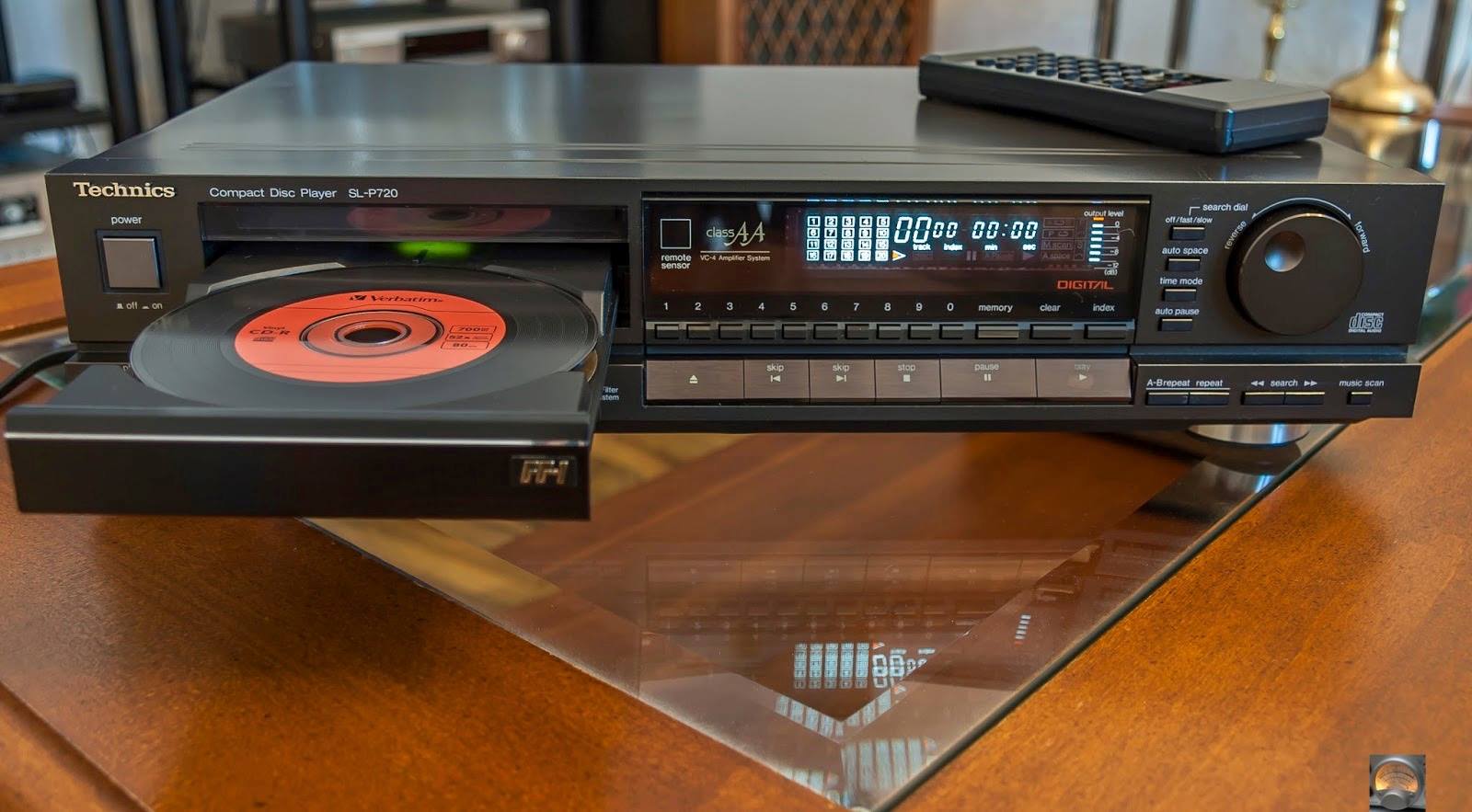 Technics SL-P70 Cd player Made in Japan 120v need Stepdown