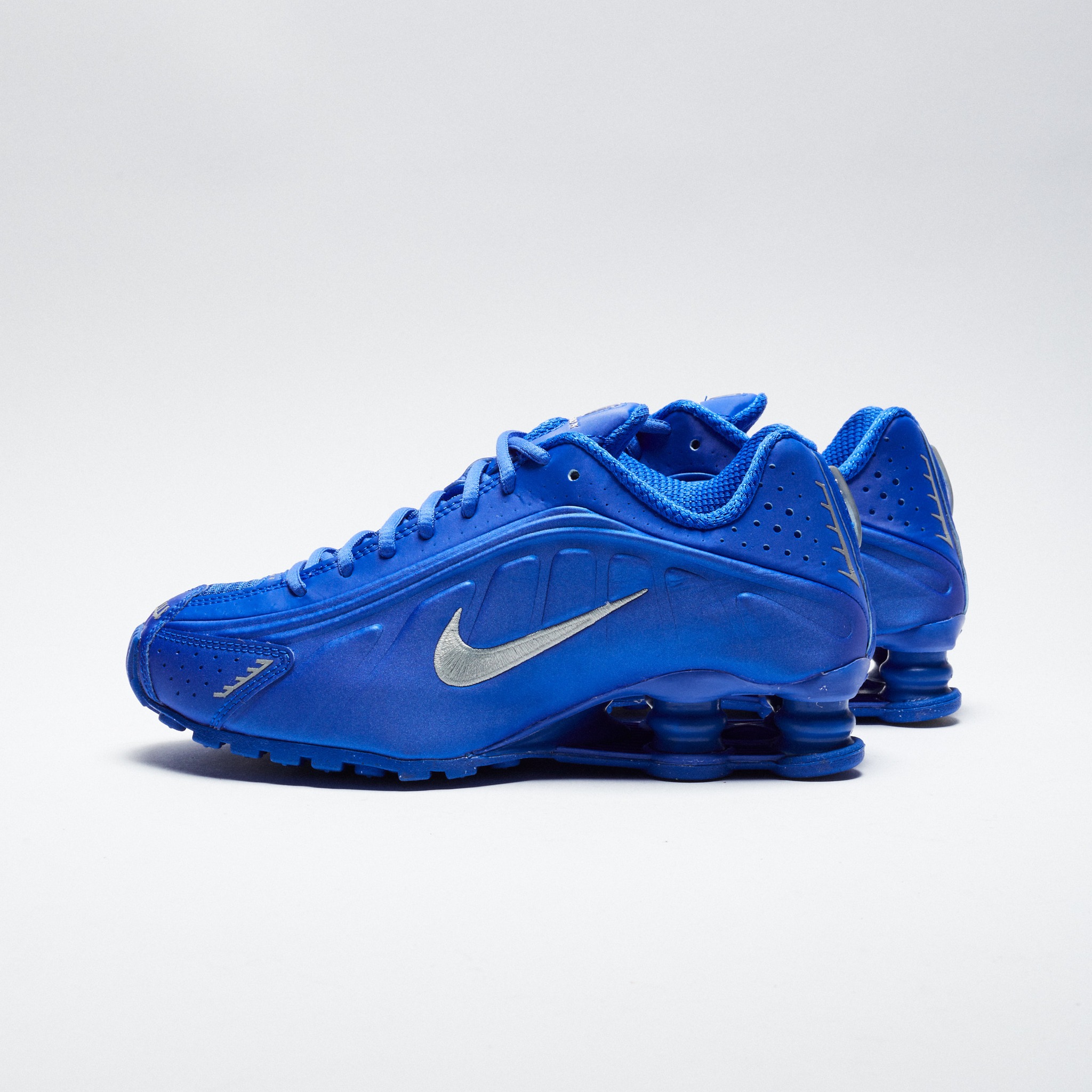 UNDEFEATED - Nike Women