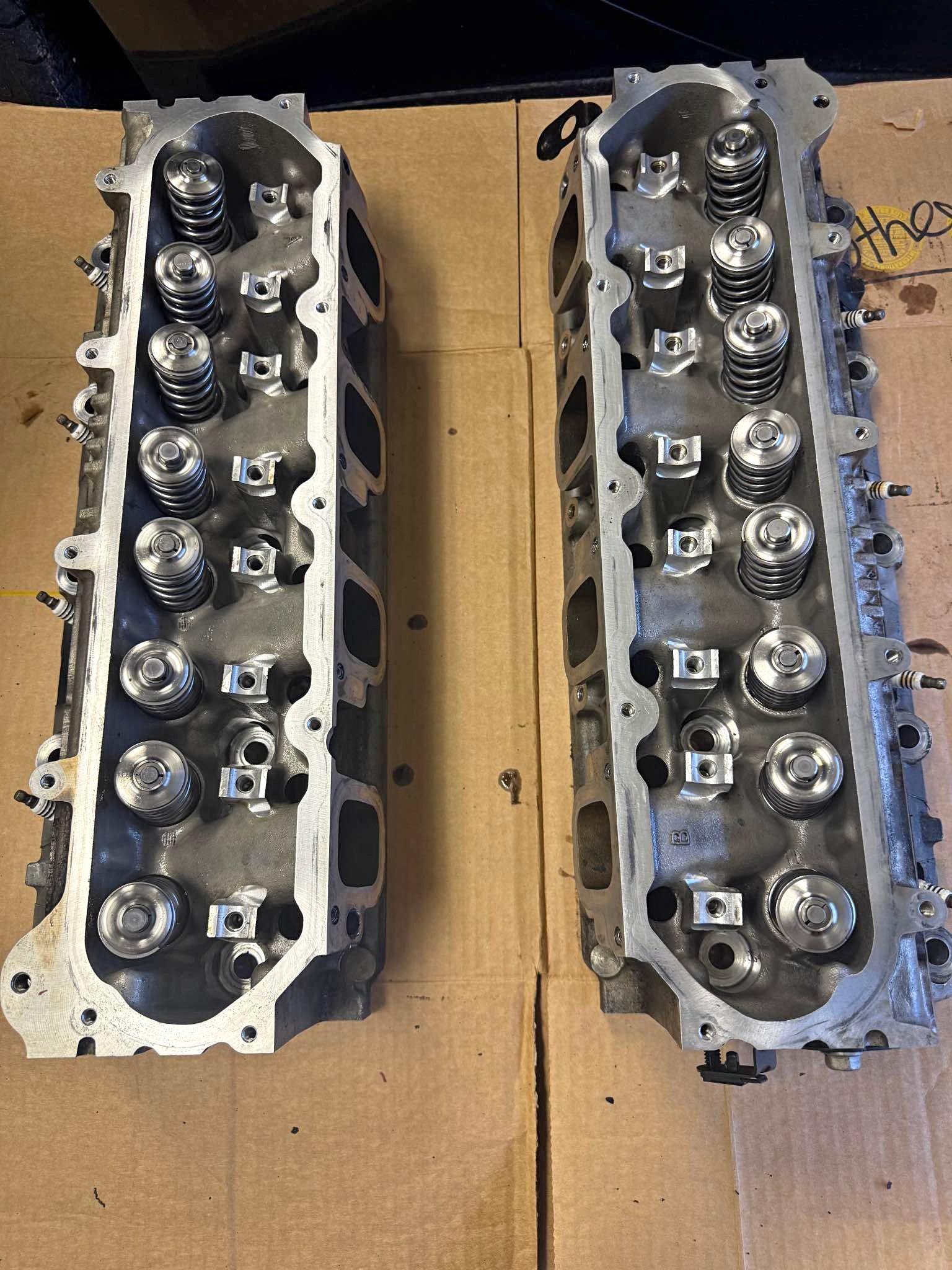 LT4 Heads with .660” springs w/TI retainers - Car Engines & Engine ...