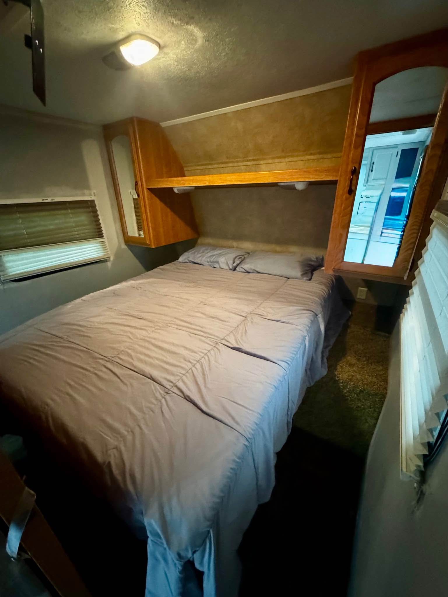 2011 Keystone Rv SPRINTER SELECT 26BH - RVs & Campers - Hooksett, New ...