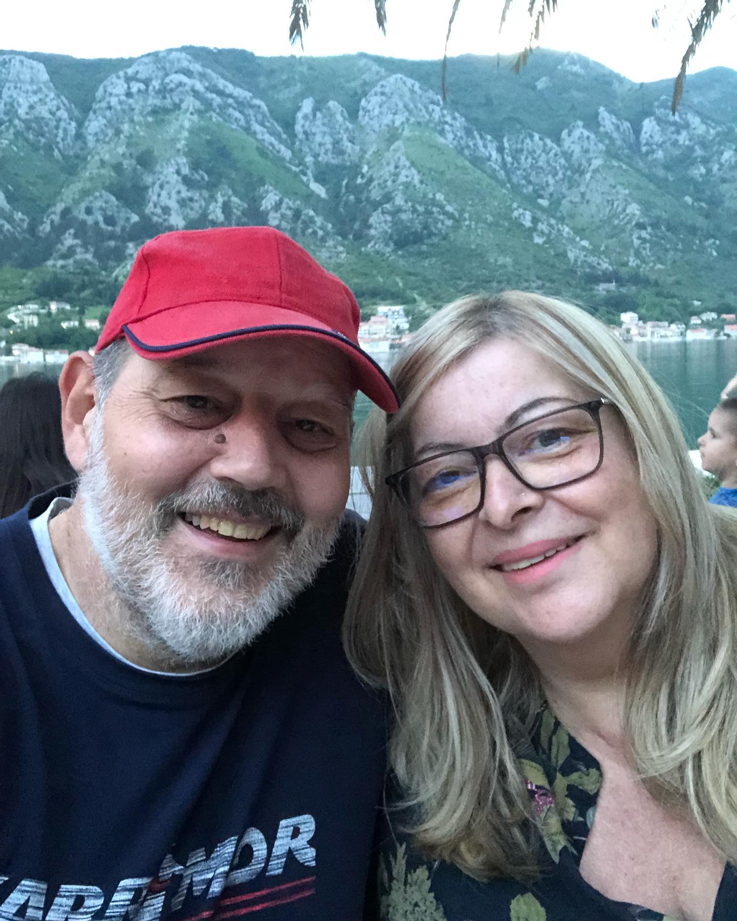 Jovan Roganović - Imamo mi momente jednom u godinu da opalimo #selfie ...