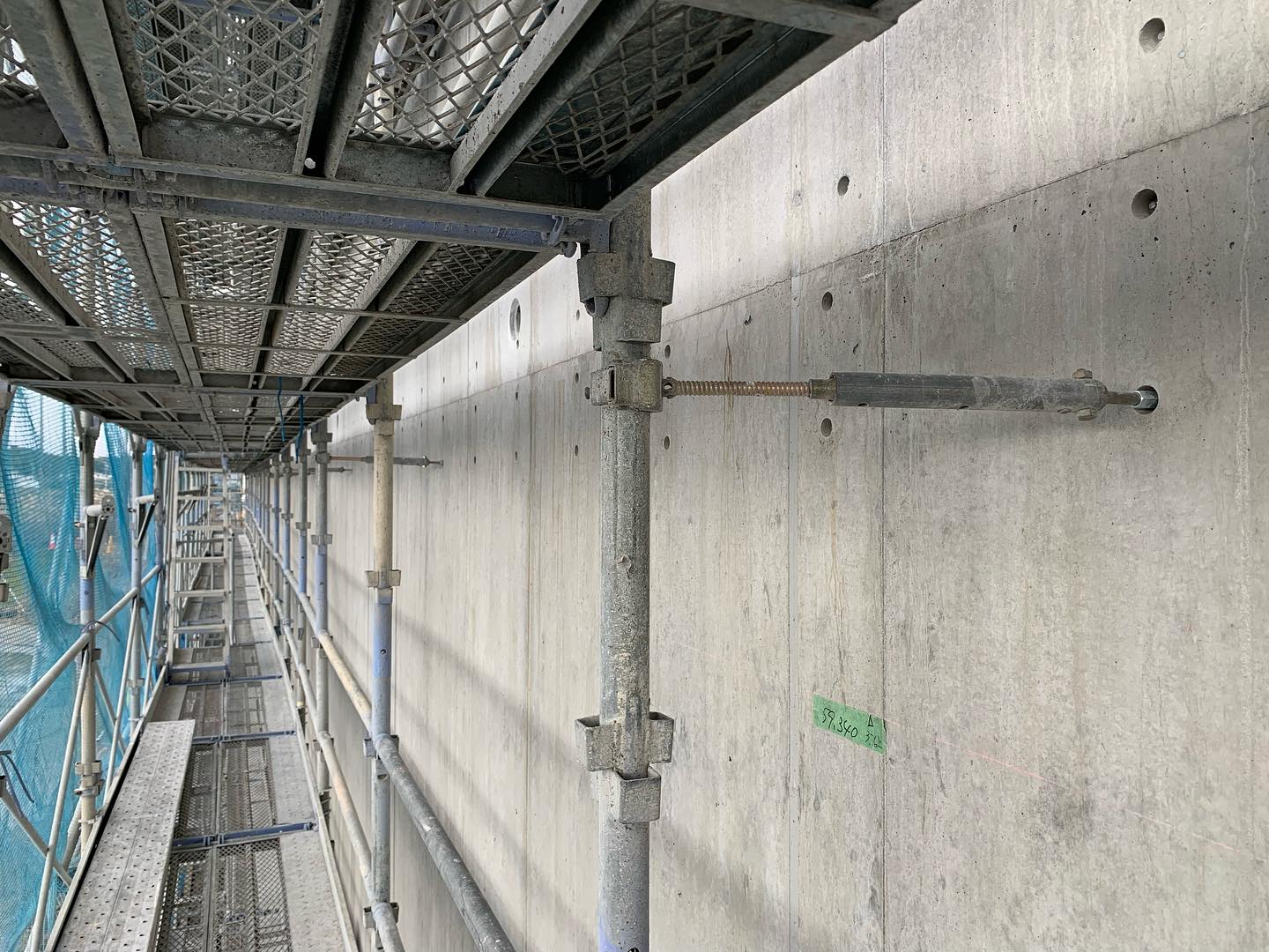 くさび 緊結 式 足場 壁つなぎ くさび緊結式足場 シンワキャッチャー 踏板 商品一覧 商品案内 小牧木材