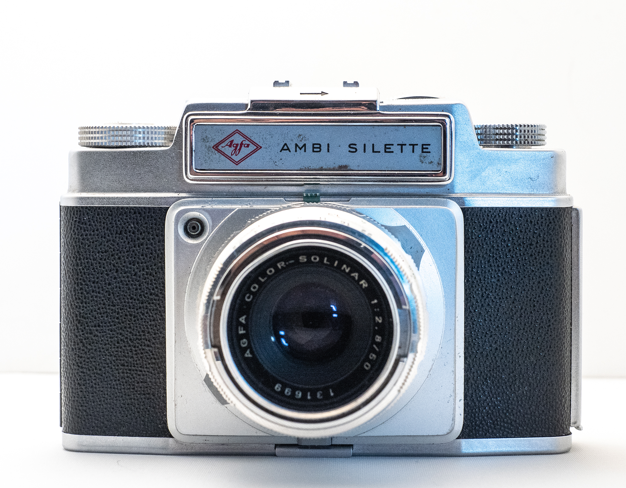 Agfa Ambi-Silette camera with Color-Solinar 50/2.8 lens
