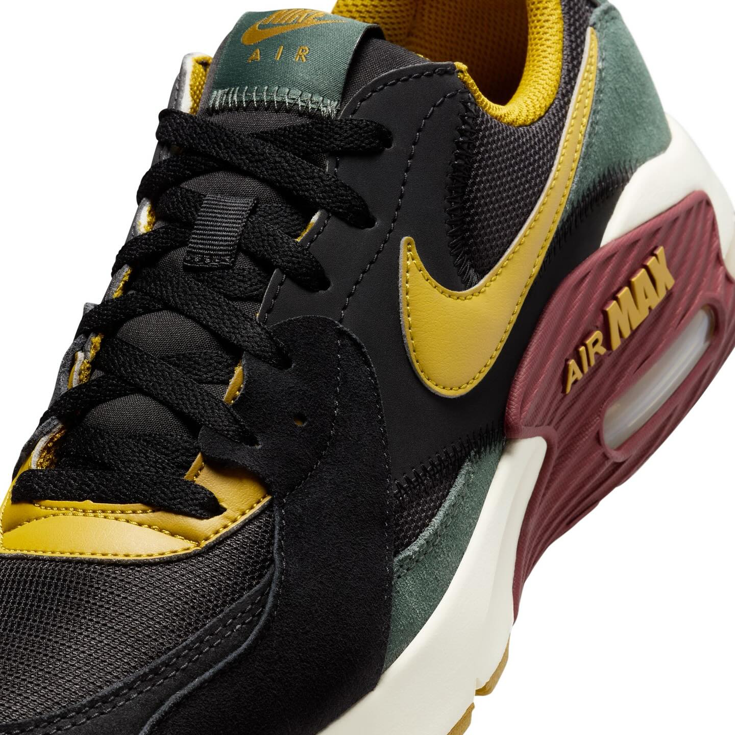 NEW IN> NIKE AIRMAX EXCEE HQ3610-010 ￥12,100 NIKEの新作スニーカー