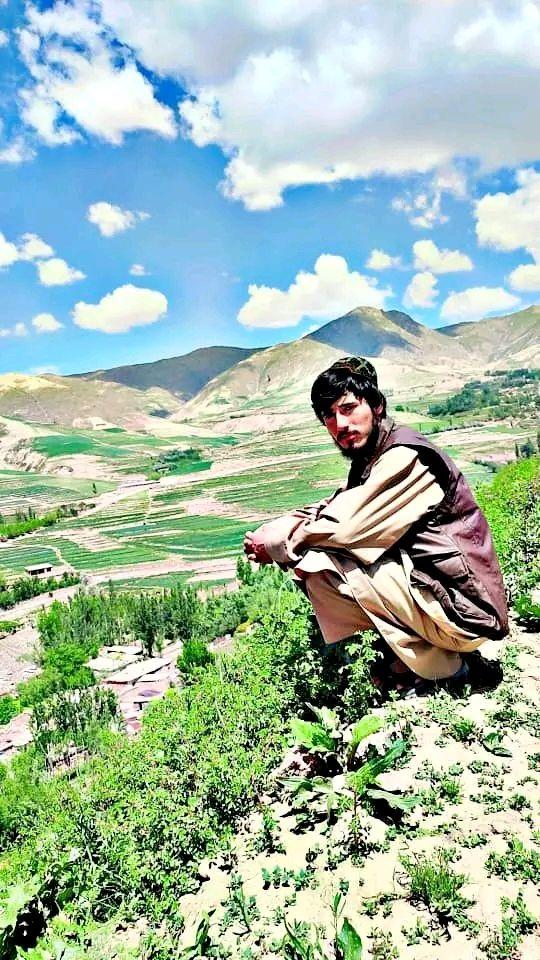 کسی مشناسه این شاعر را 🫶 ️ | نورآغا صحرایی | Facebook