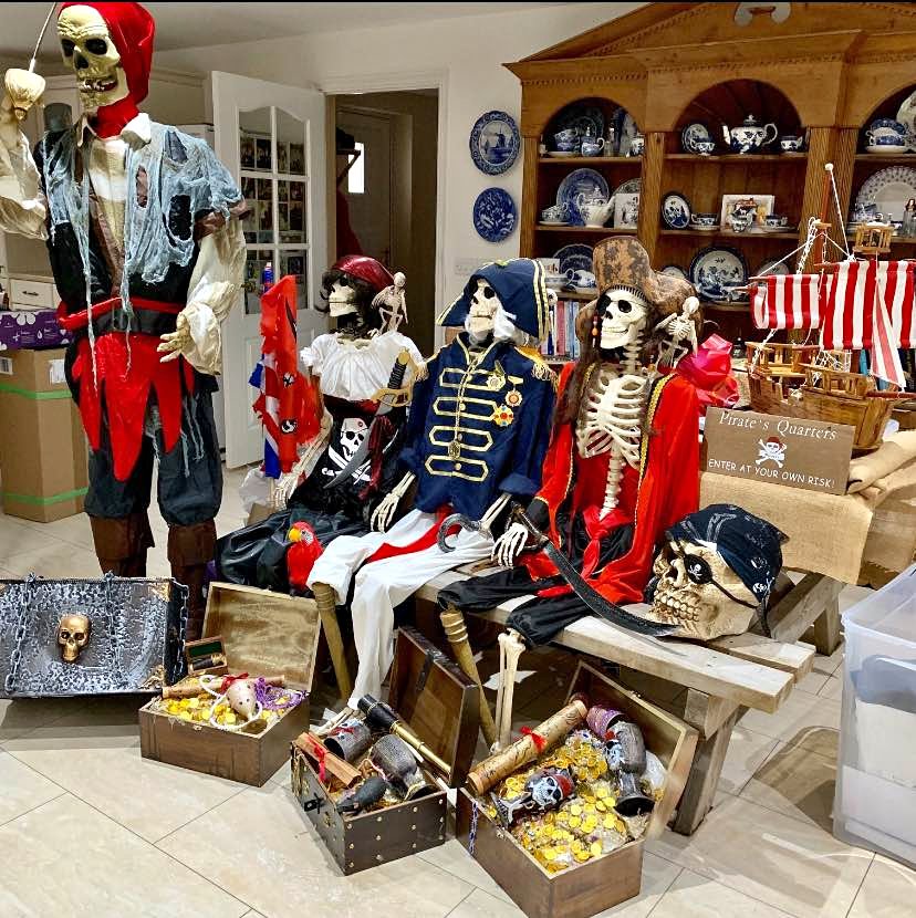 pirate-party-photography-props-miscellaneous-chipping-norton