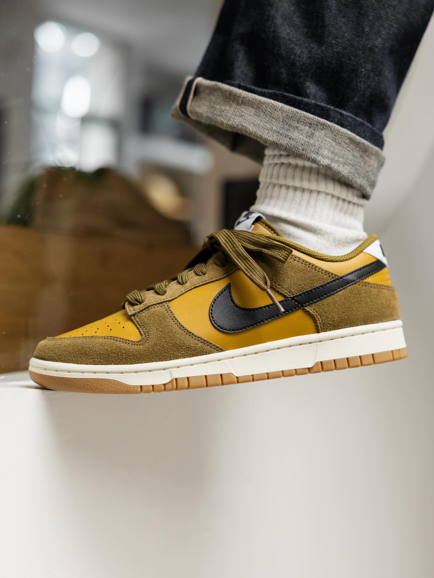 Fall tones meet classic Dunk energy ??” Nike DUNK LOW RETRO SE 