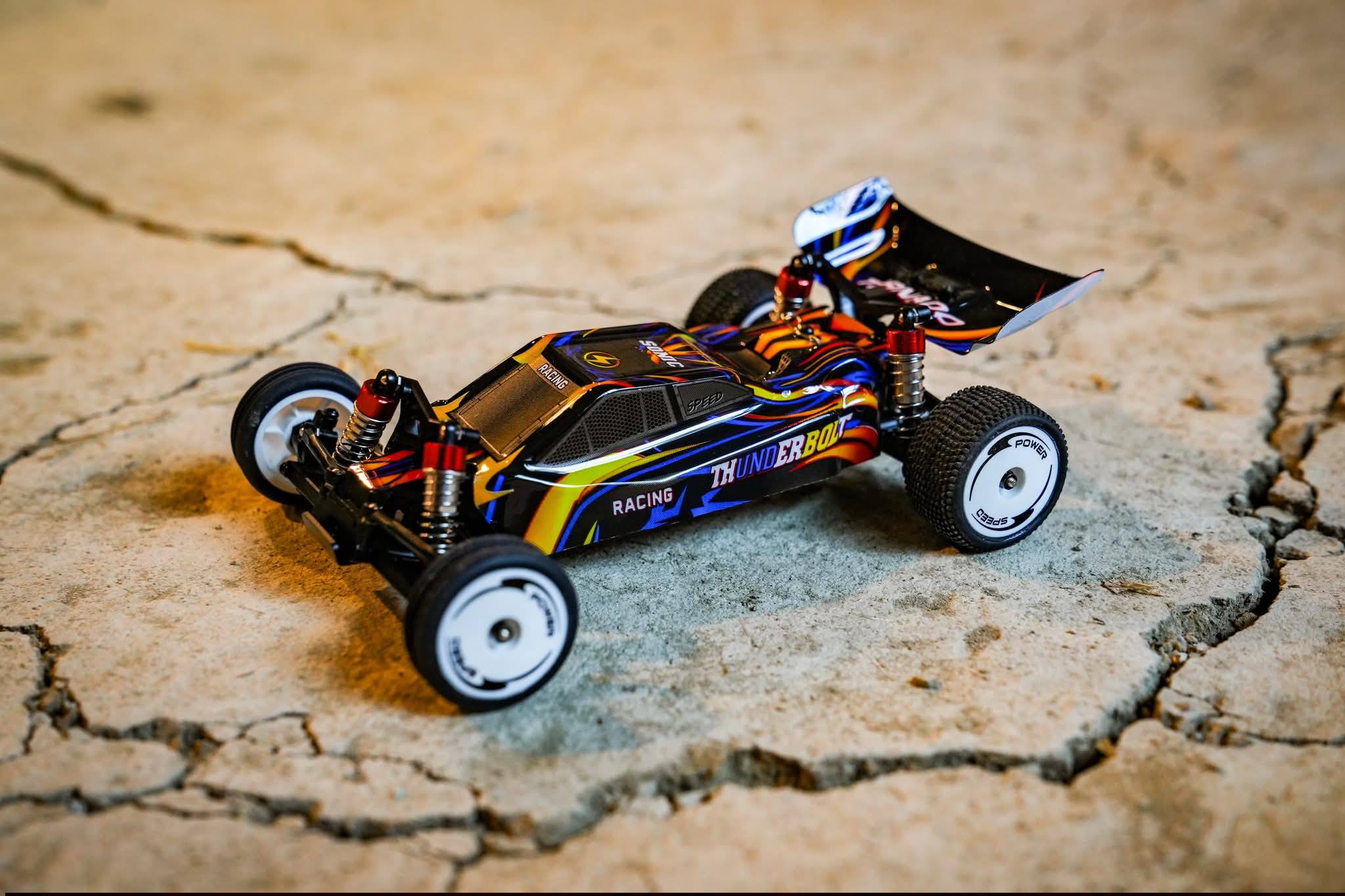 Looks like a new upgraded V2 is out for the WL 244016! Gonna order