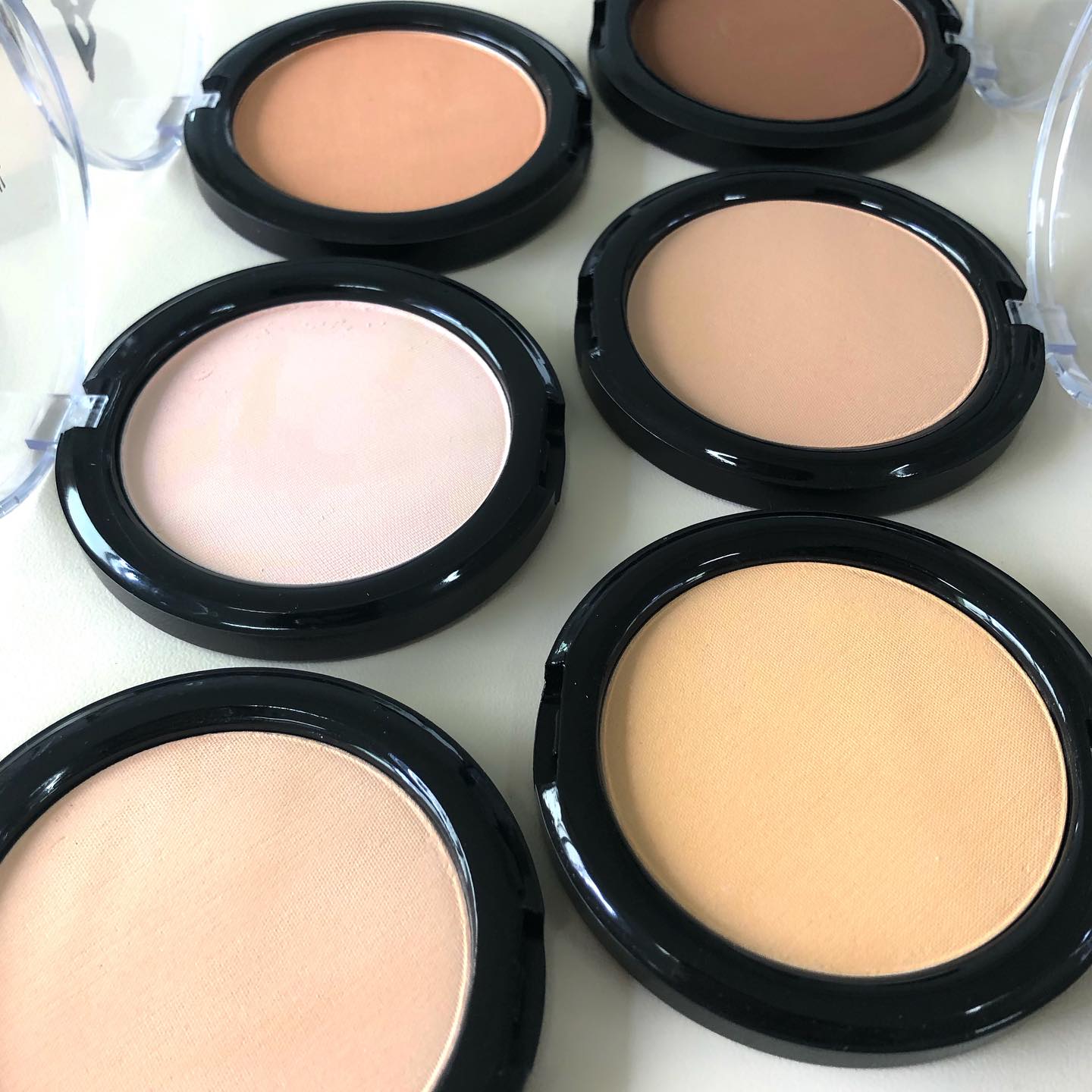 RZ Makeup - Pó Compacto Ultra fino Oferecemos uma ampla...