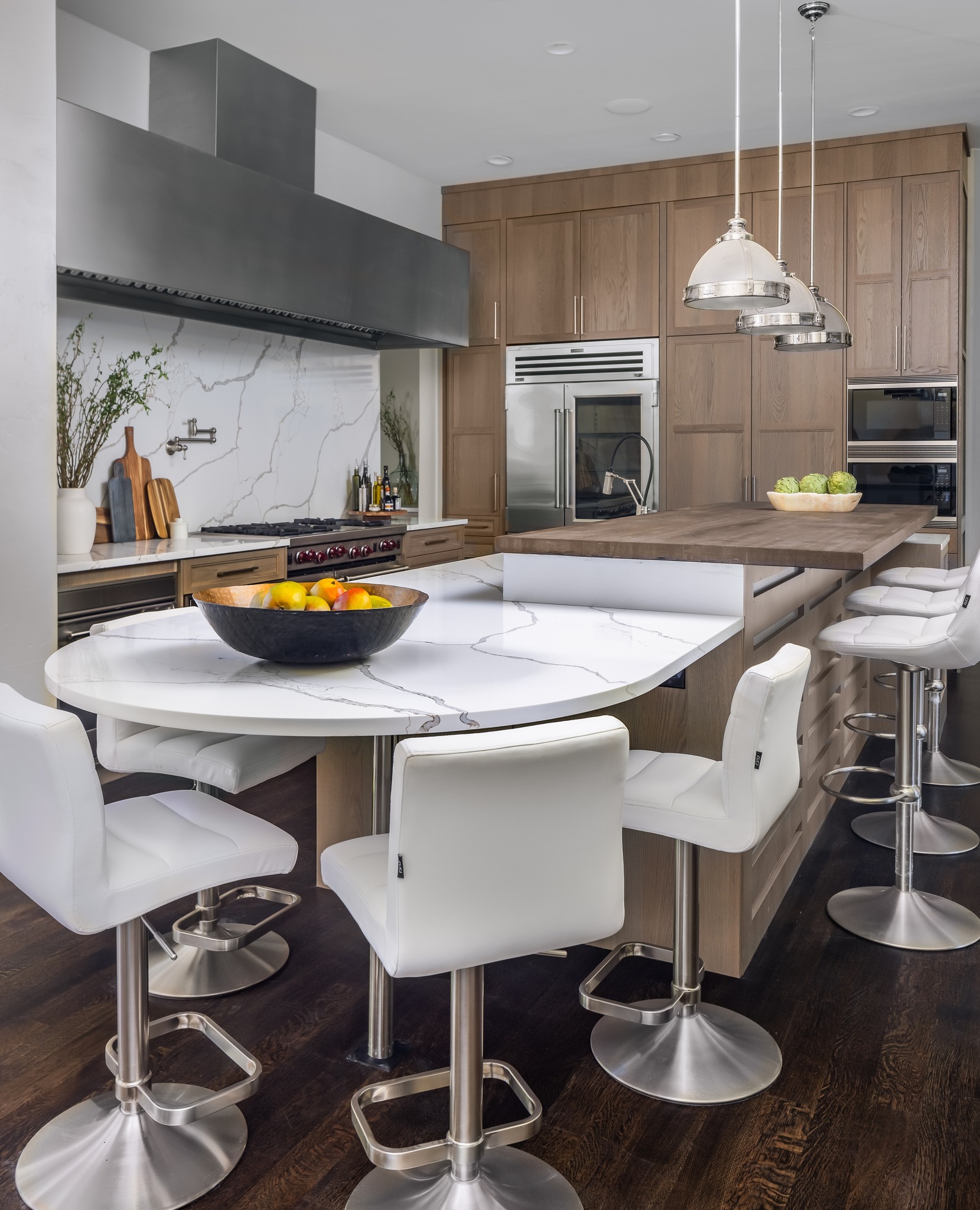 A kitchen that features a... - Heidi Arwine Interiors, LLC | Facebook