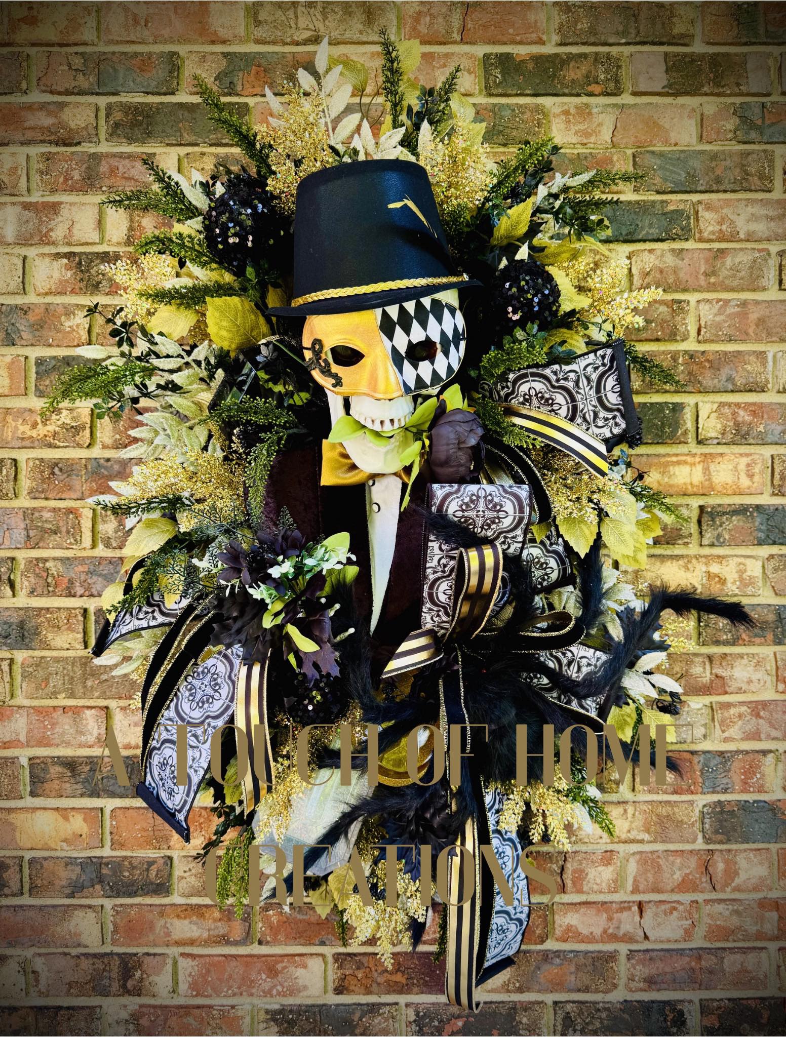 Happy Saturday everyone 🖤🍂🎃 • check... - Brightful Lynette | Facebook