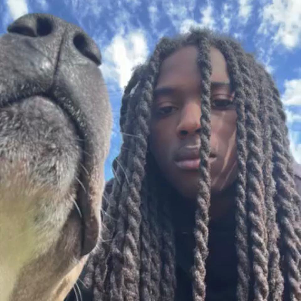Chicago Artist Aspen Kartier Is Being Cancelled For Abusing Dog On Live ...