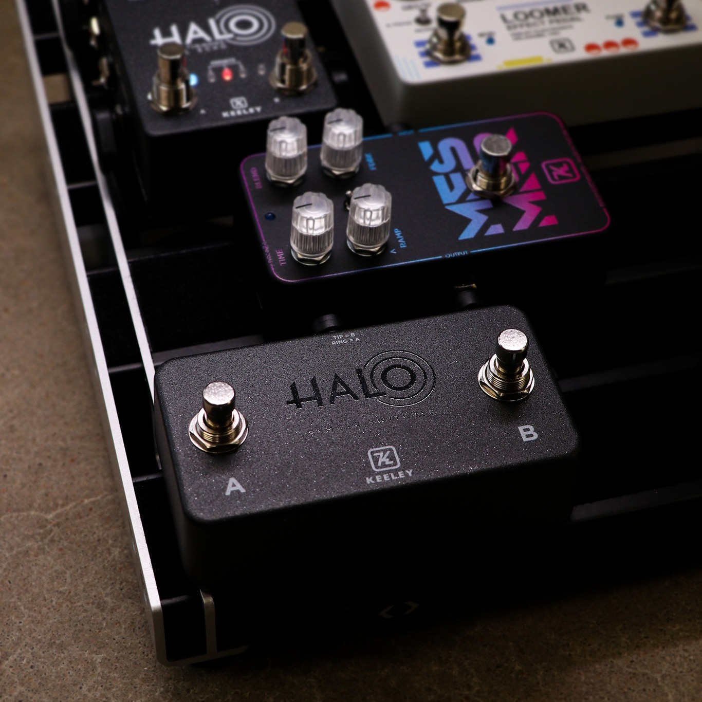 Hydra 2 scart switcher available at Lotharek