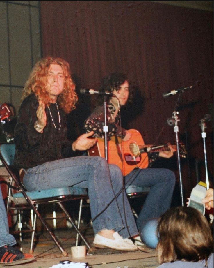 Robert Plant and Jimmy Page live performance