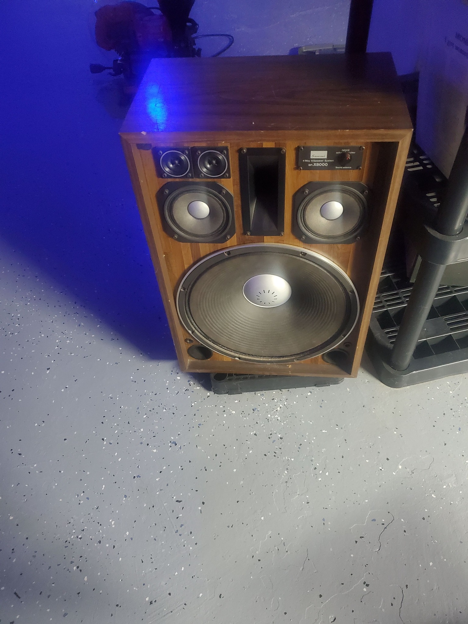 Sansui SP-LE8T speaker system with LE8T unit