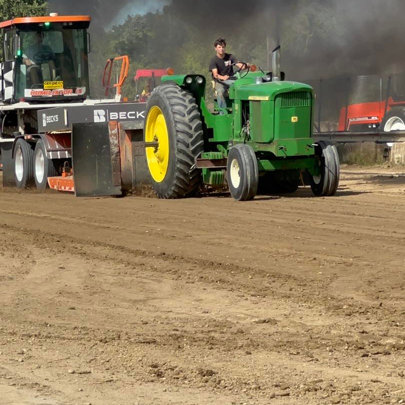 Michigan Tractor Pullers... - Michigan Tractor Pullers Inc