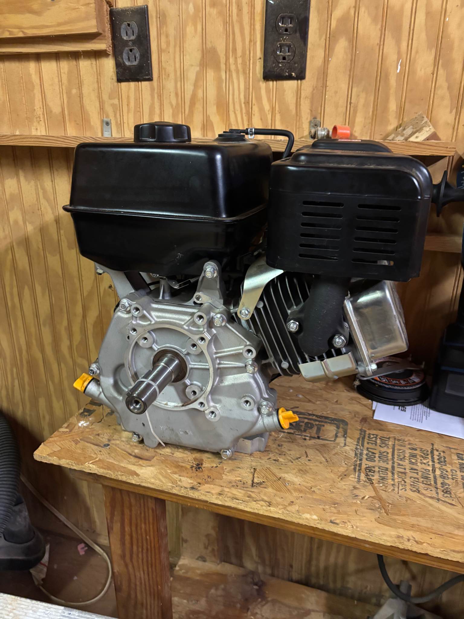 Predator 8 HP 301cc OHV Engine - Car Engines & Engine Parts ...
