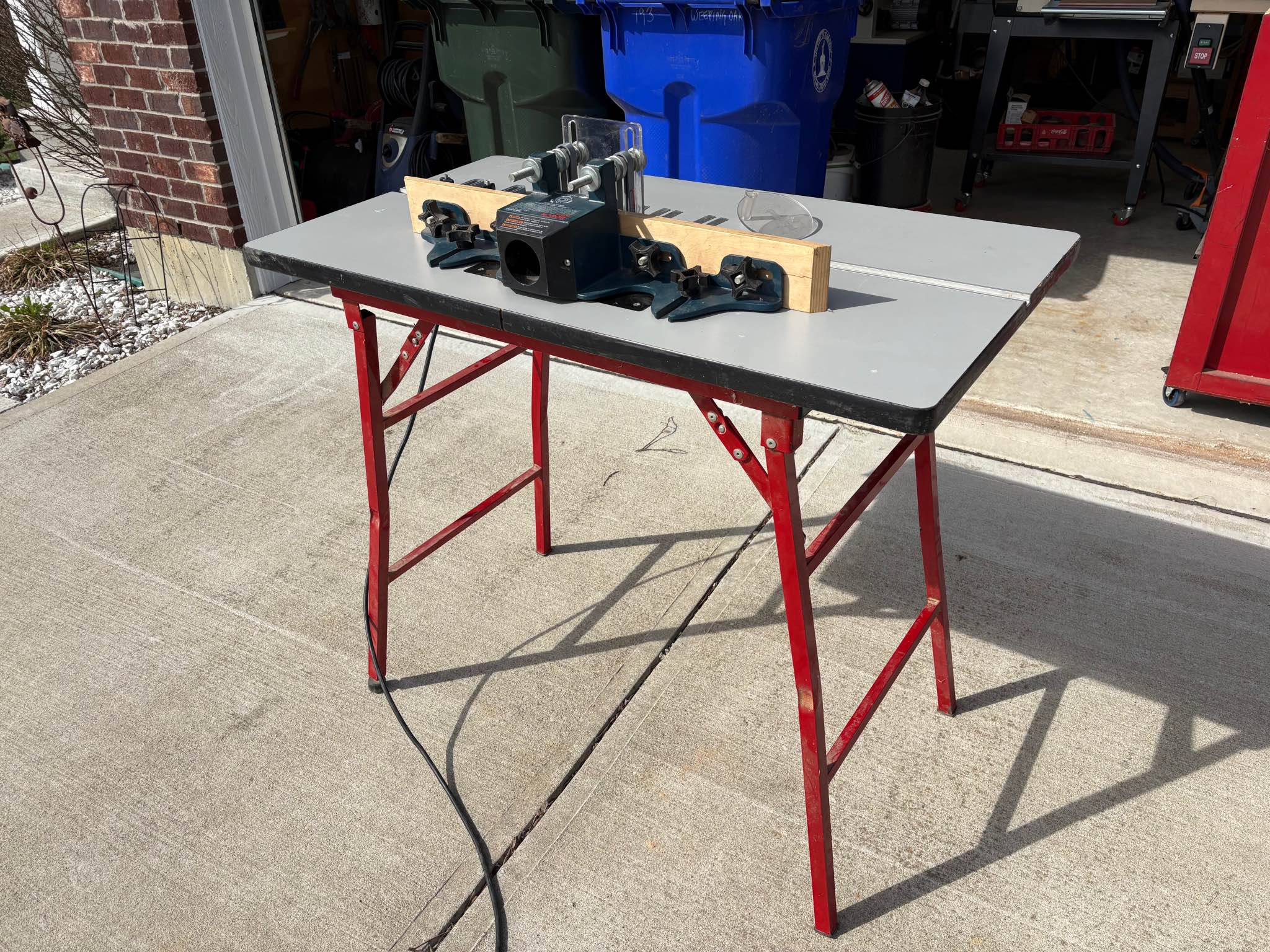 Bosch Portable Router Table - Router Tables - New Miami, Ohio ...