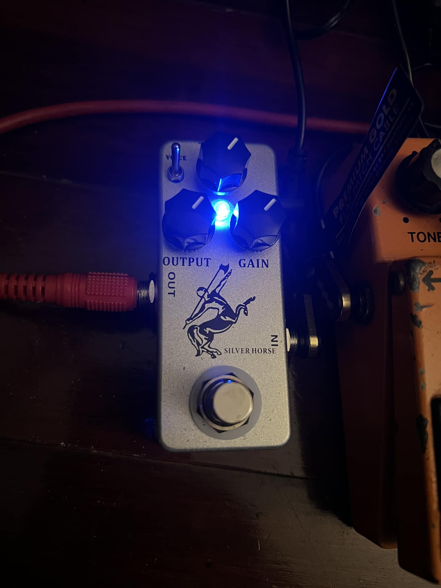 Is this JHS Klon Clone in Silver Sparkle authentic?