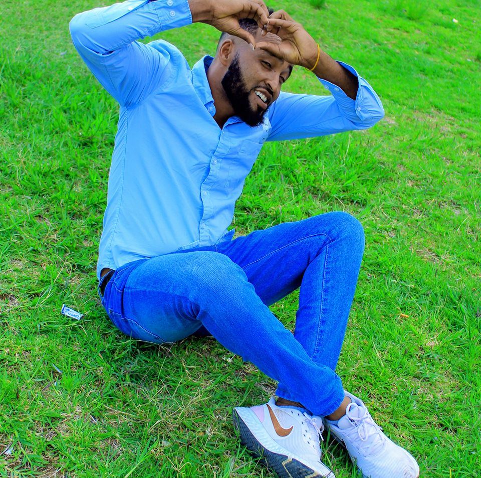 Fayisa Abe