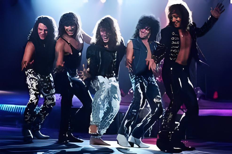 Metal - “Behind the scenes magic—Bon Jovi filming the iconic Bad ...