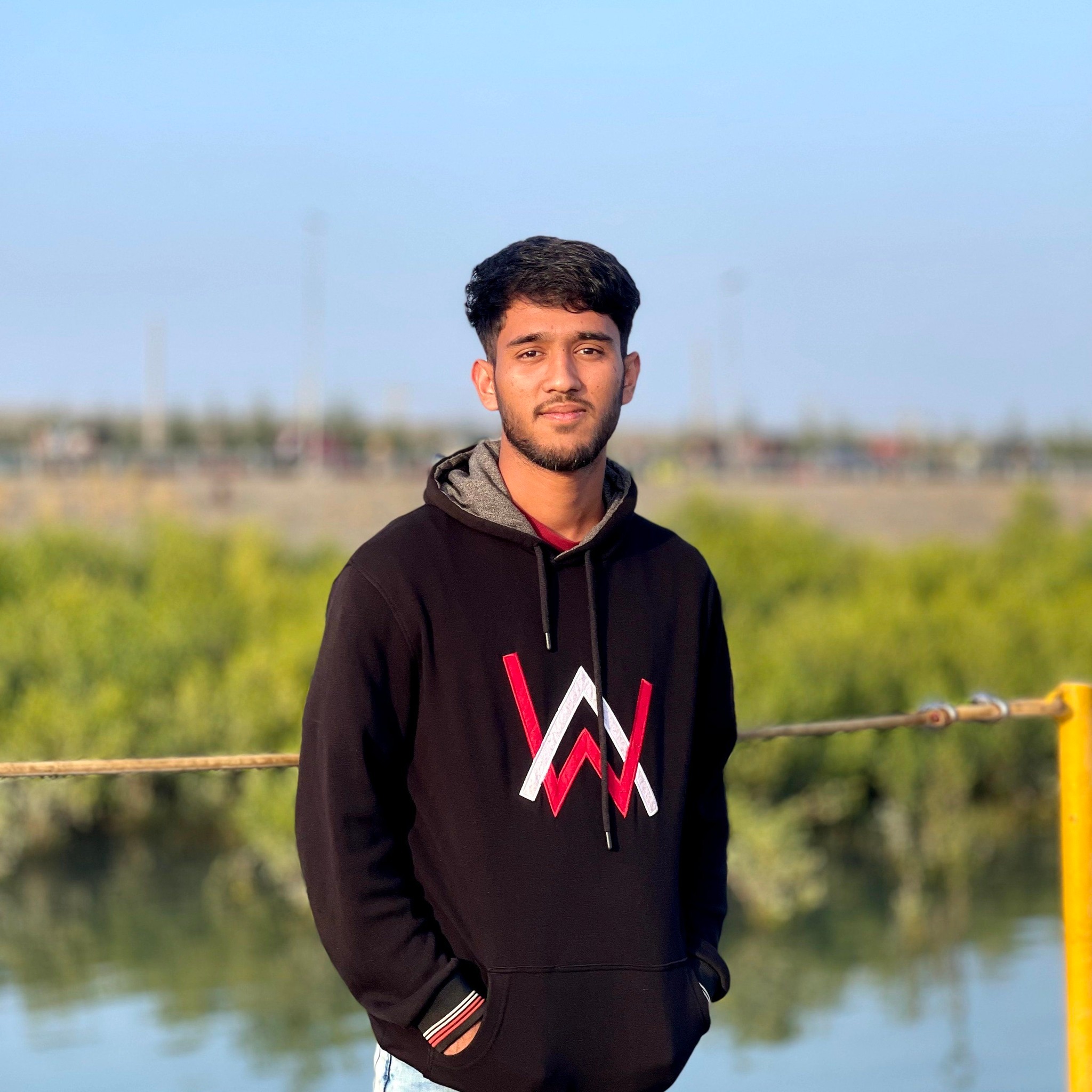 R Raihan