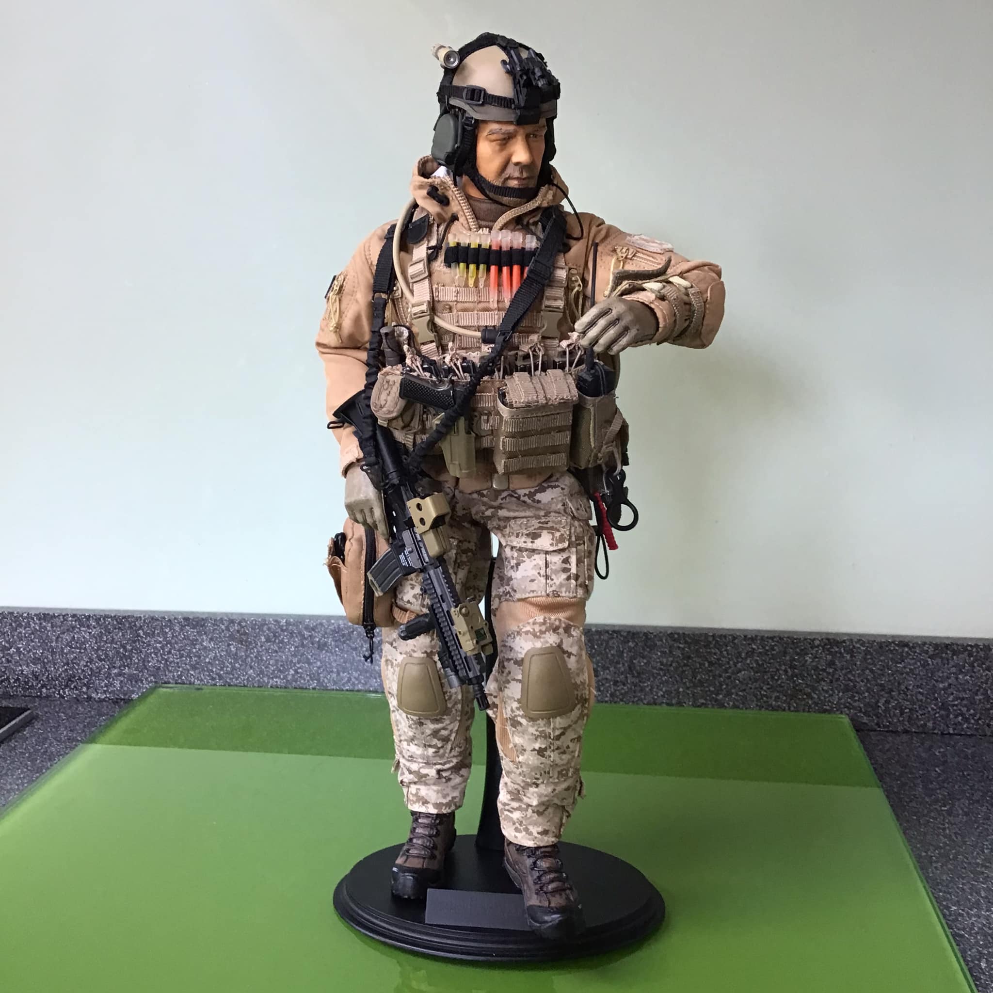 FEMALE USMC . 3RD FORCE SERVICE SUPPORT GROUP Released