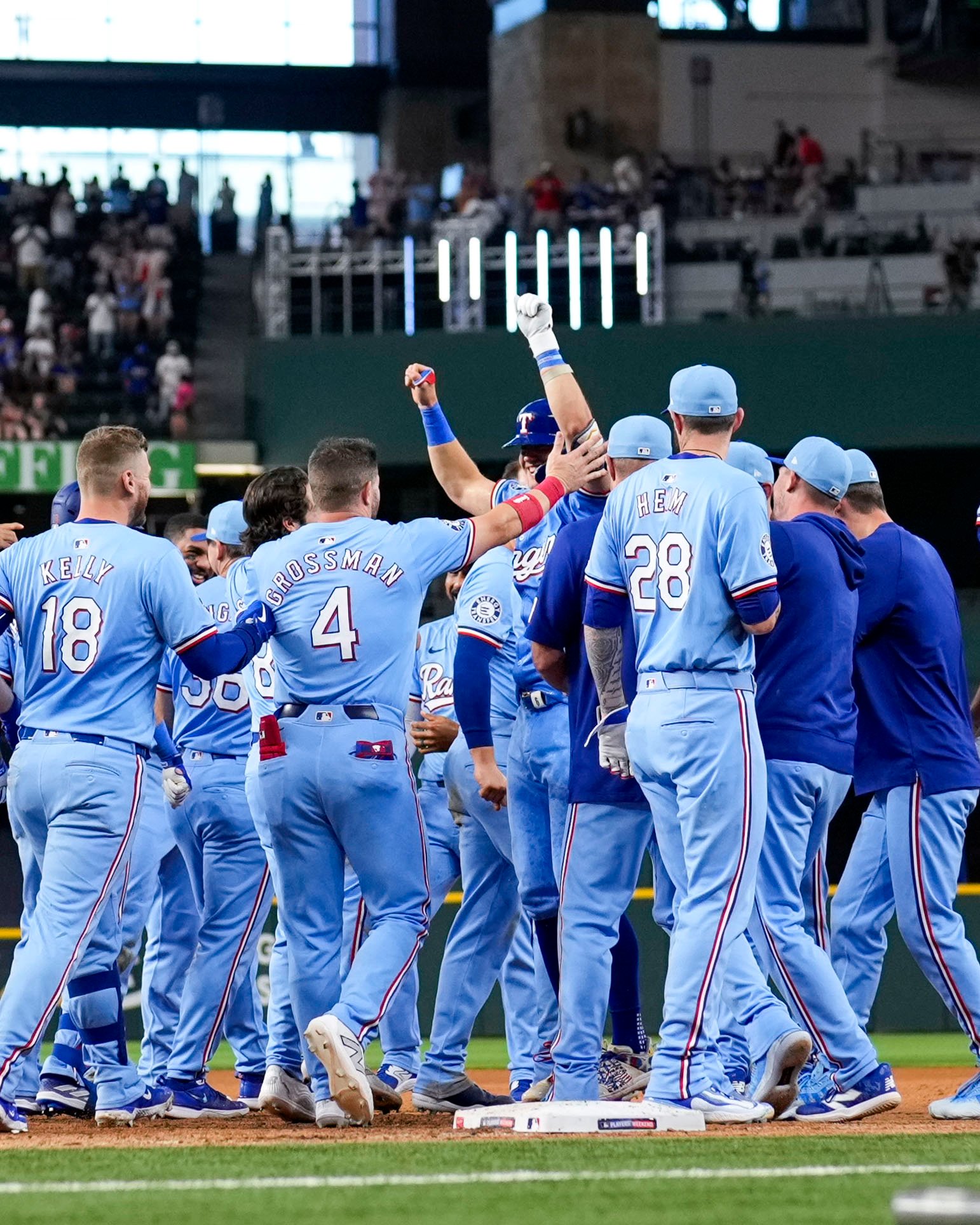 Texas Rangers - Walk-off wins never disappoint! #StraightUpTX