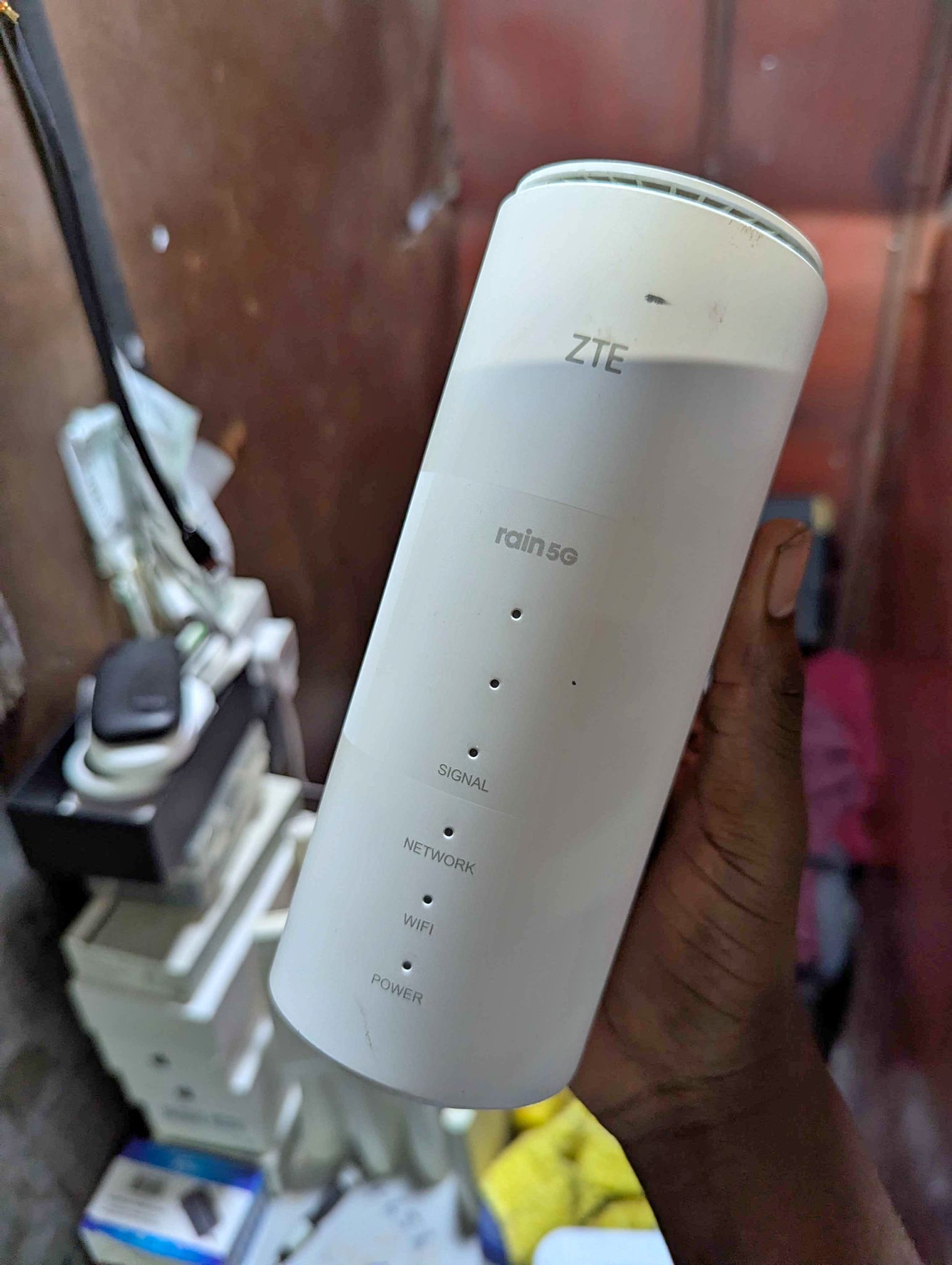 5G UNIVERSAL ROUTER Strong network coverage Zedmobile zamtel Airtel MTN ...