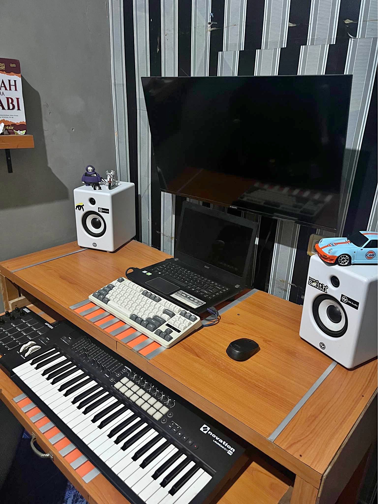 Midi keyboard controller mpd 218 drumpad - Pianos & Keyboard ...
