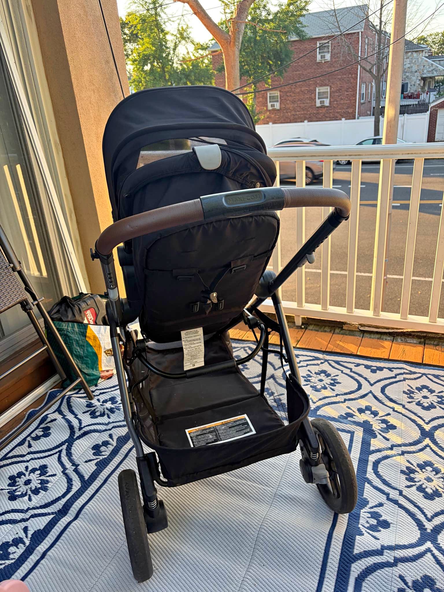 jennifer stokke Tripp Trapp Tray Colour:Cloud Bugaboo Bee 5 Canopy Type_Reel Covers