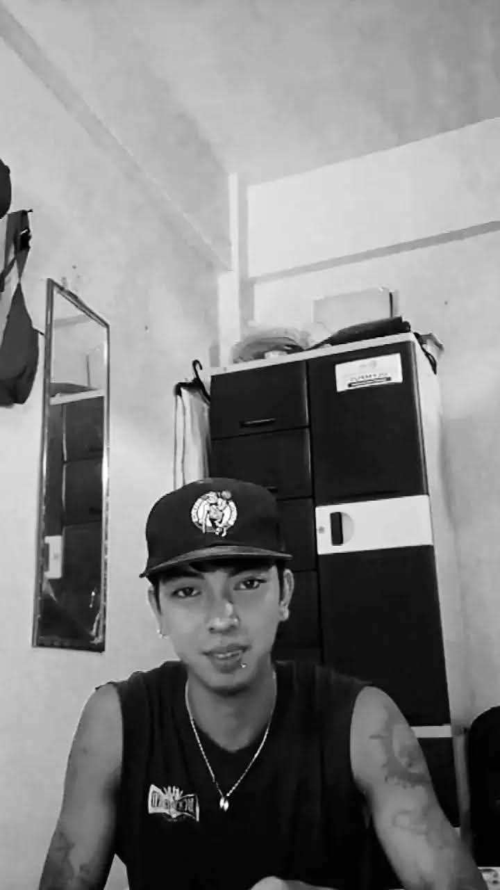 Ash Croox Dioneda